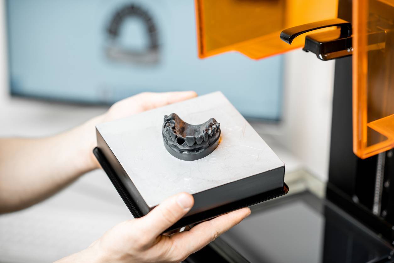 Impression 3D dentisterie dents laboratoire dentaire prothésiste équipement CFAO